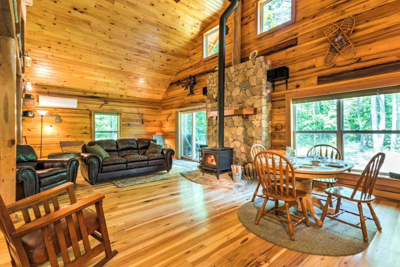 Lyndhurst Cabin On Farm With Pond And Stocked Stream! Villa Exterior photo